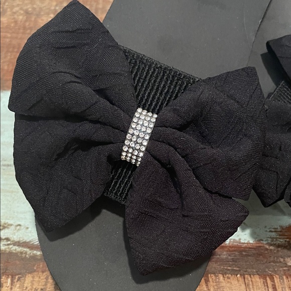 Elegant Black Bow Women's Sandals - Picture 3 of 4